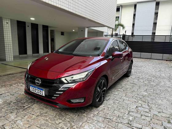 NISSAN VERSA 1.6 16V FLEX EXCLUSIVE XTRONIC NISSAN VERSA 1.6 16V FLEX EXCLUSIVE XTRONIC